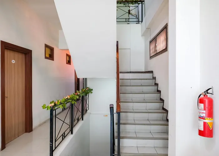 RedDoorz @ Panglima Sudirman Hotel Surabaya